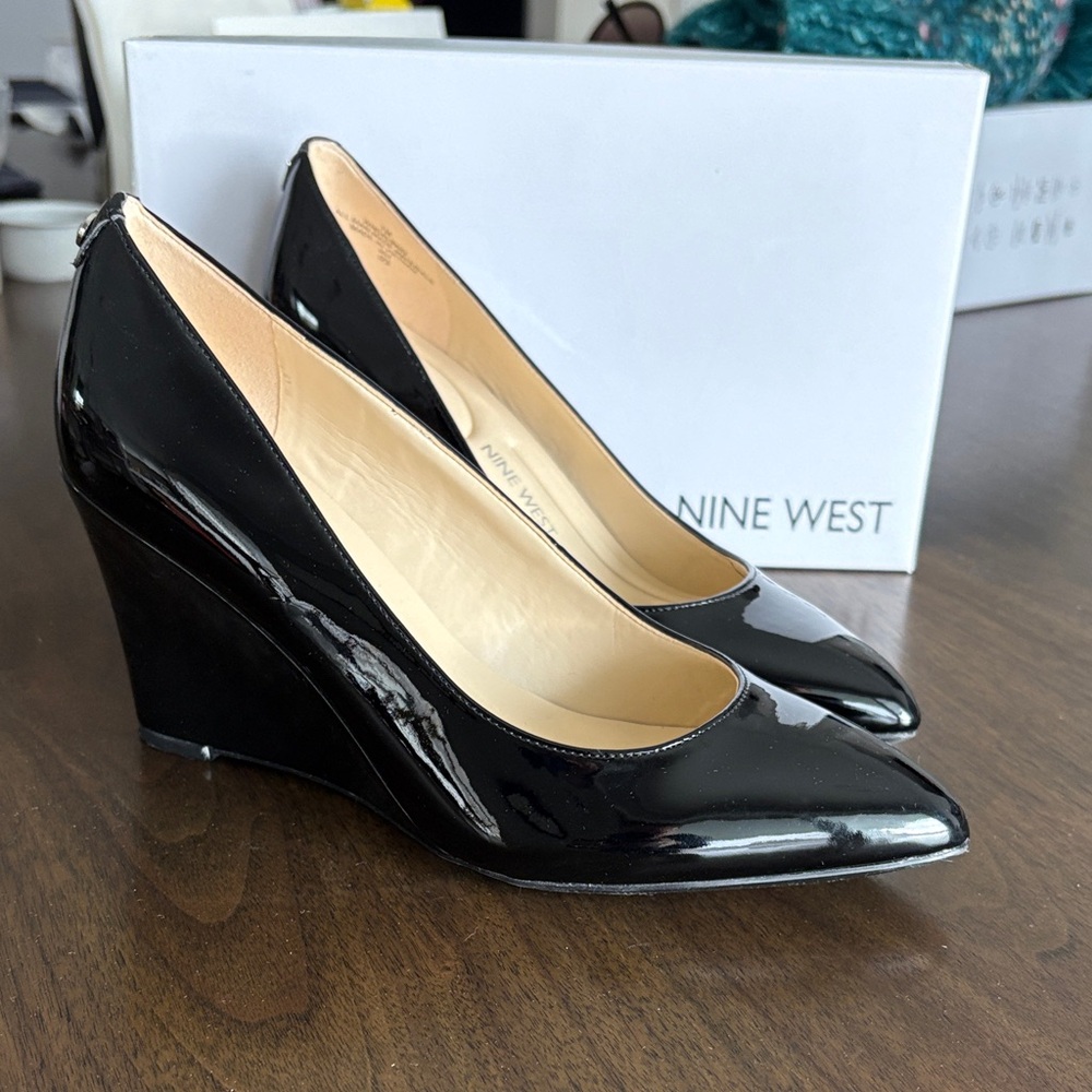 Nine West Glossy Patent Leather Black Wedge Heels - Size 7